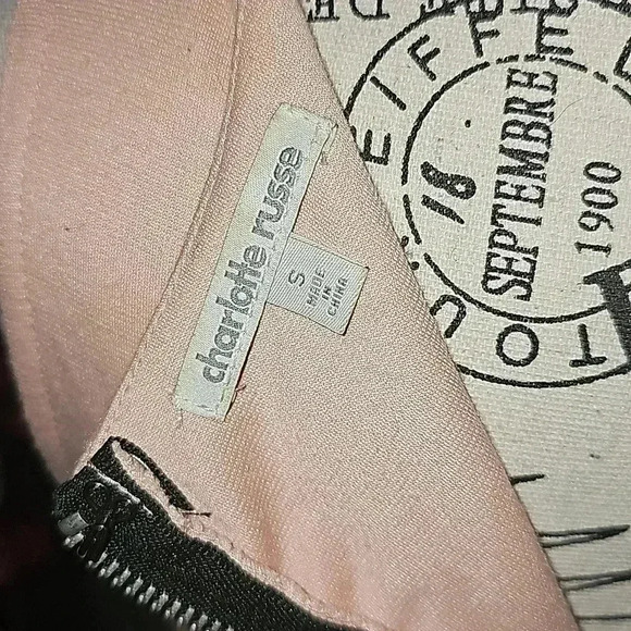 Light peach Charlotte russe dress - Picture 4 of 4